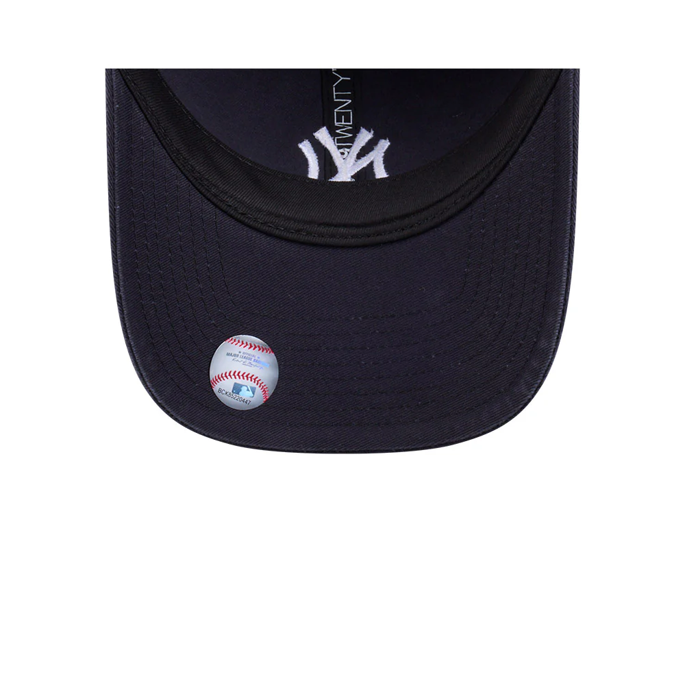 New York Yankees MLB Essentials Midi Navy 9TWENTY Cloth Strap - Image 5